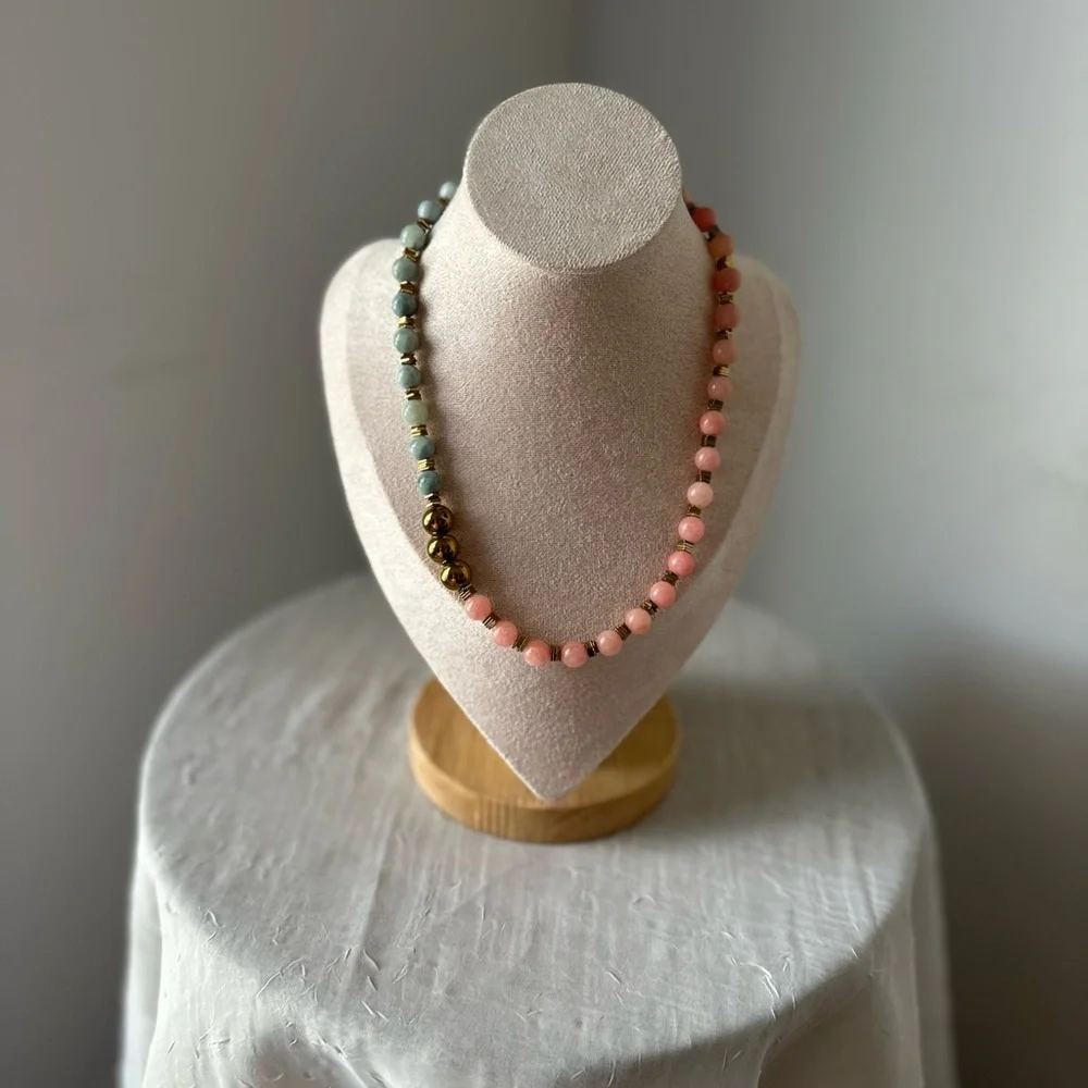 MIXED STONES BLUE GREEN PINK STATEMENT NECKLACE 18” GOLD HEMATITE